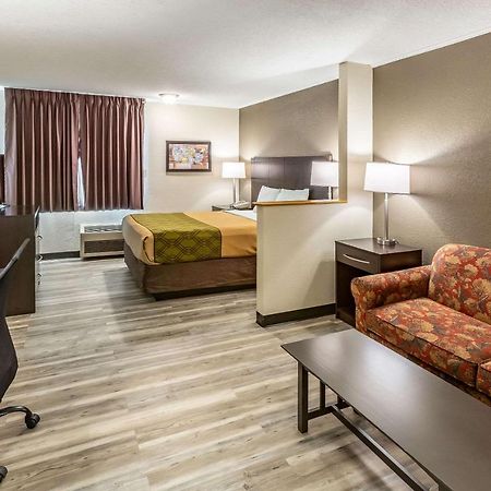 Econo Lodge Inn & Suites Newton Εξωτερικό φωτογραφία