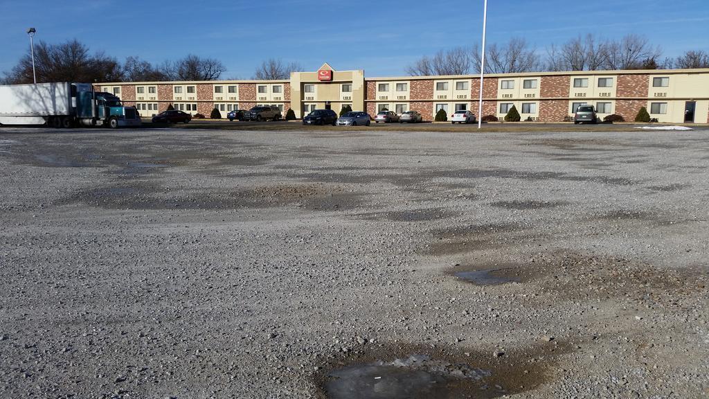 Econo Lodge Inn & Suites Newton Εξωτερικό φωτογραφία