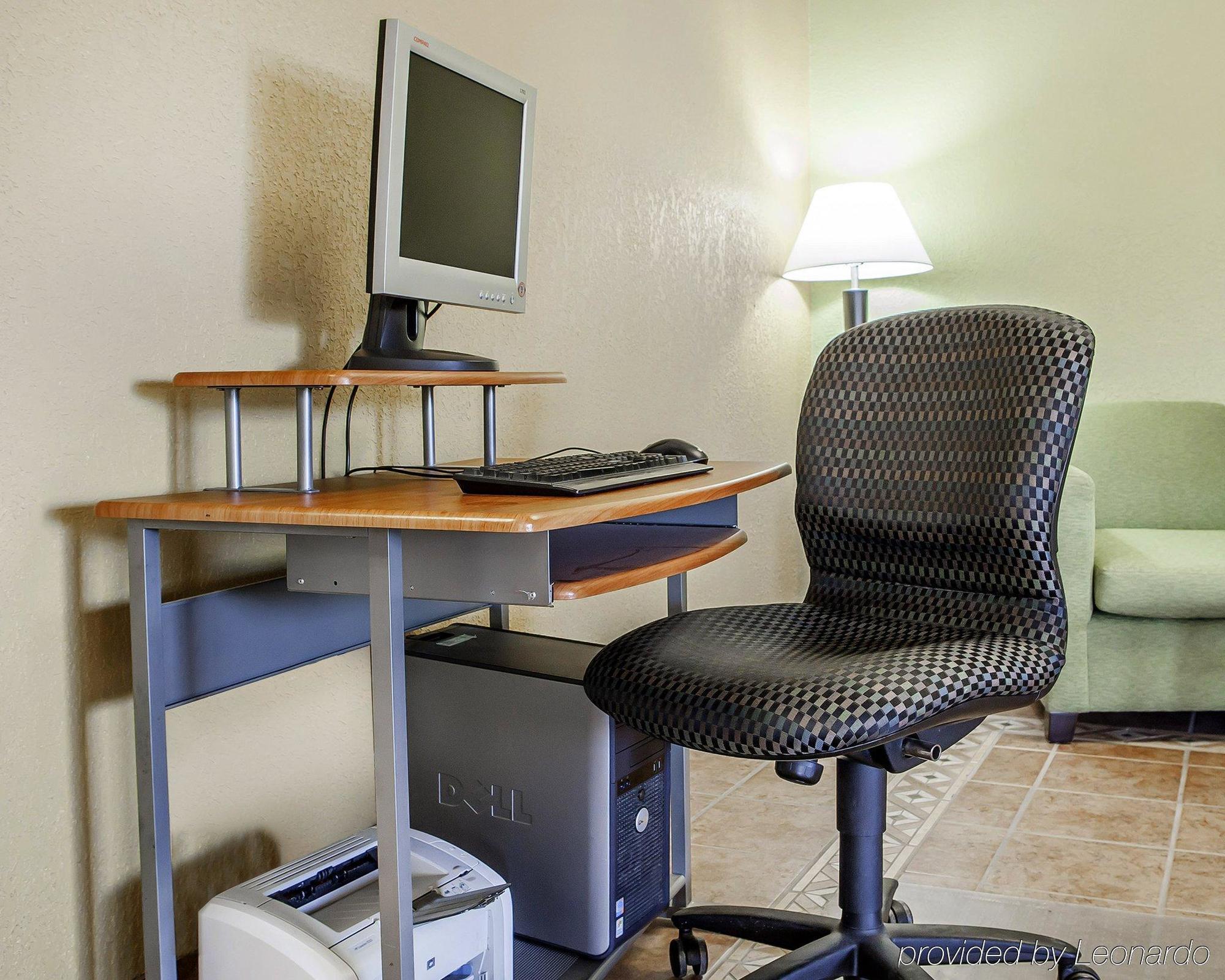 Econo Lodge Inn & Suites Newton Εξωτερικό φωτογραφία