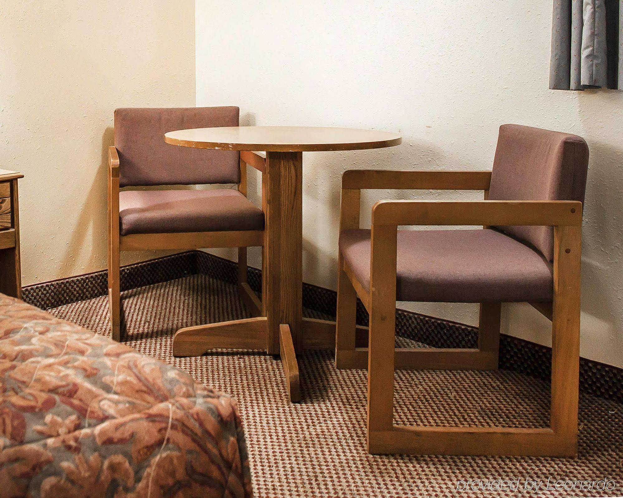 Econo Lodge Inn & Suites Newton Εξωτερικό φωτογραφία