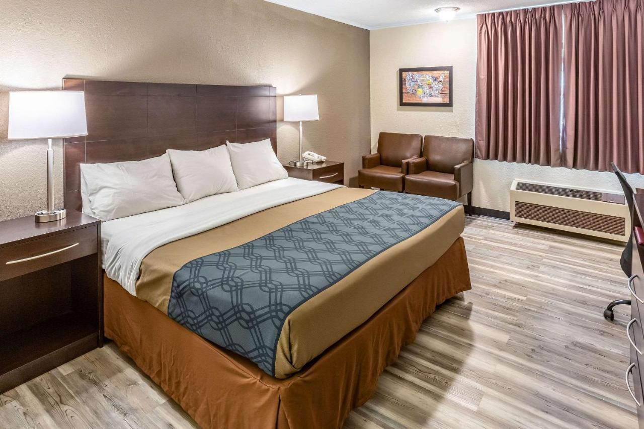 Econo Lodge Inn & Suites Newton Εξωτερικό φωτογραφία